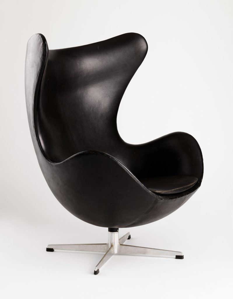 Arne Jacobsens Egg Chair – designad 1958 för SAS Royal Hotel i Köpenhamn